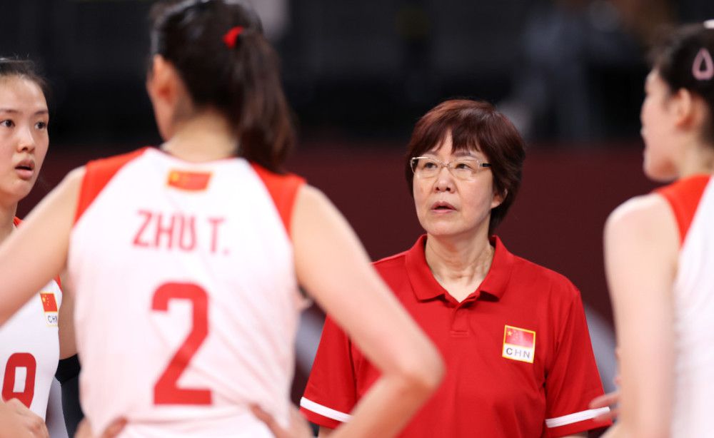 女友的大胸姐姐